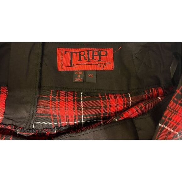 Tripp NYC Gothic Red Plaid Pleated mini skirt XS chains Safety pin Daang Goodman - Picture 6 of 9